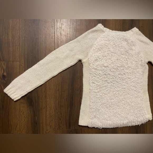 Women’s Eric + Lani Cream Fluffy Knit Pullover Sweater S - Picture 12 of 12